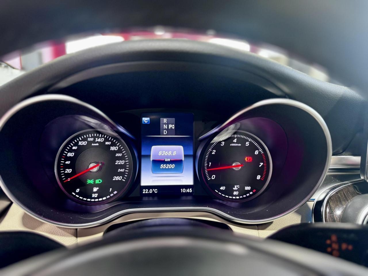 MERCEDES C300 *LOW MILLAGE*