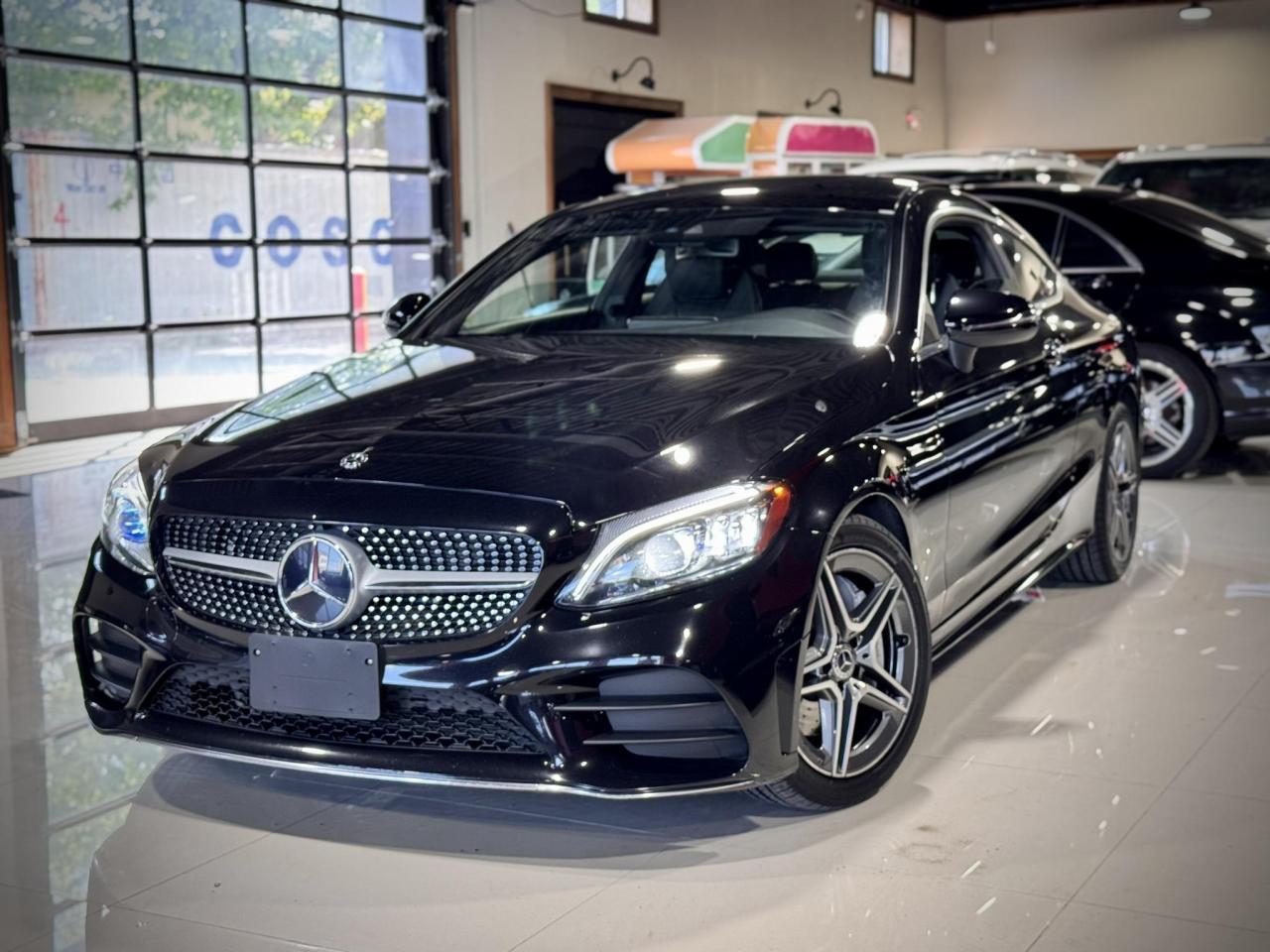 MERCEDES C300 *LOW MILLAGE*