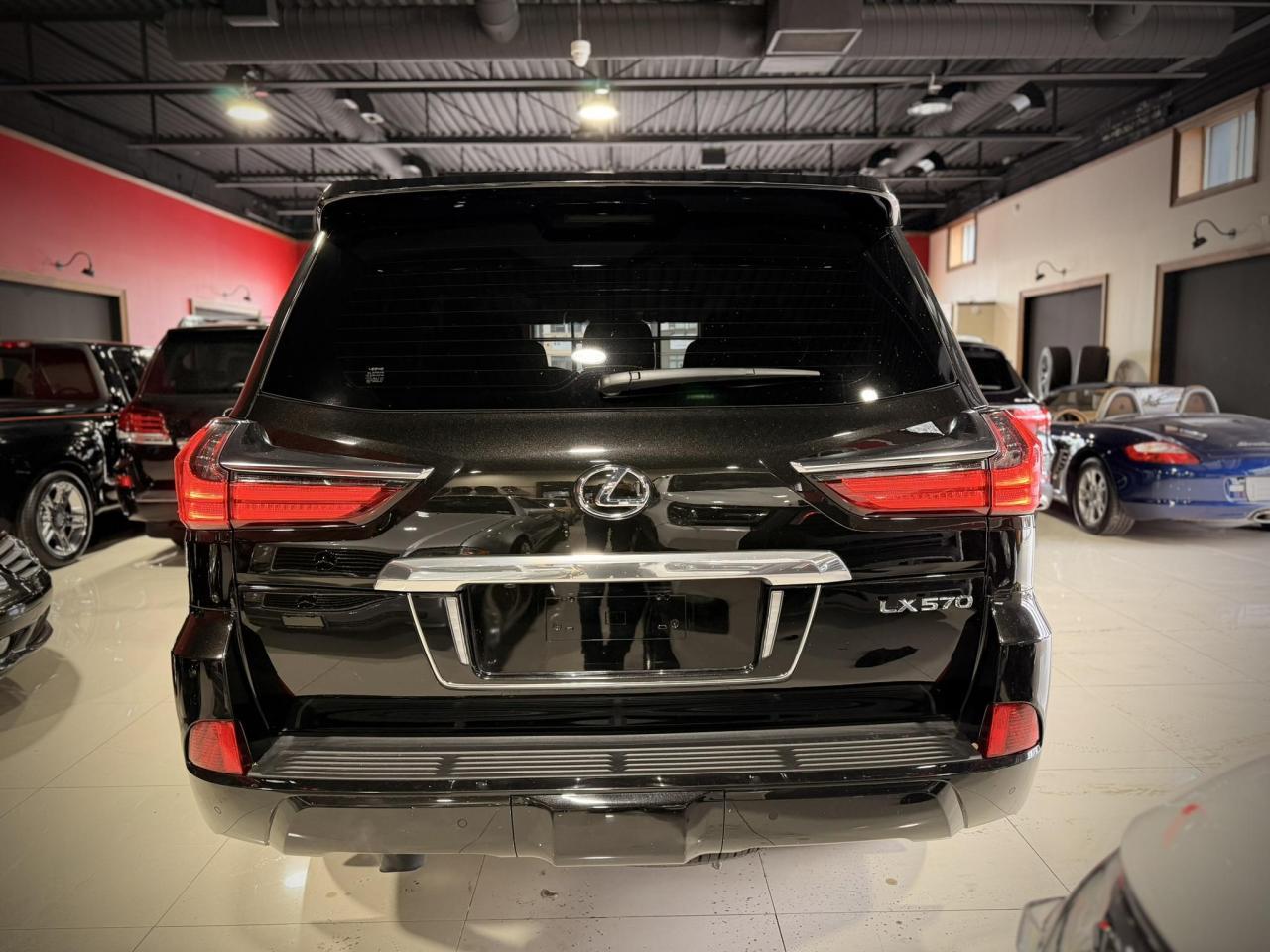 LEXUS LX570 2021